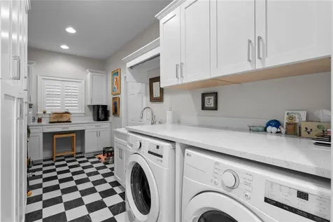 1206 S Suffolk Drive Tampa FL 33629
