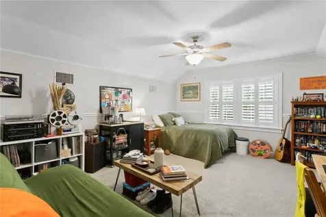 1206 S Suffolk Drive Tampa FL 33629