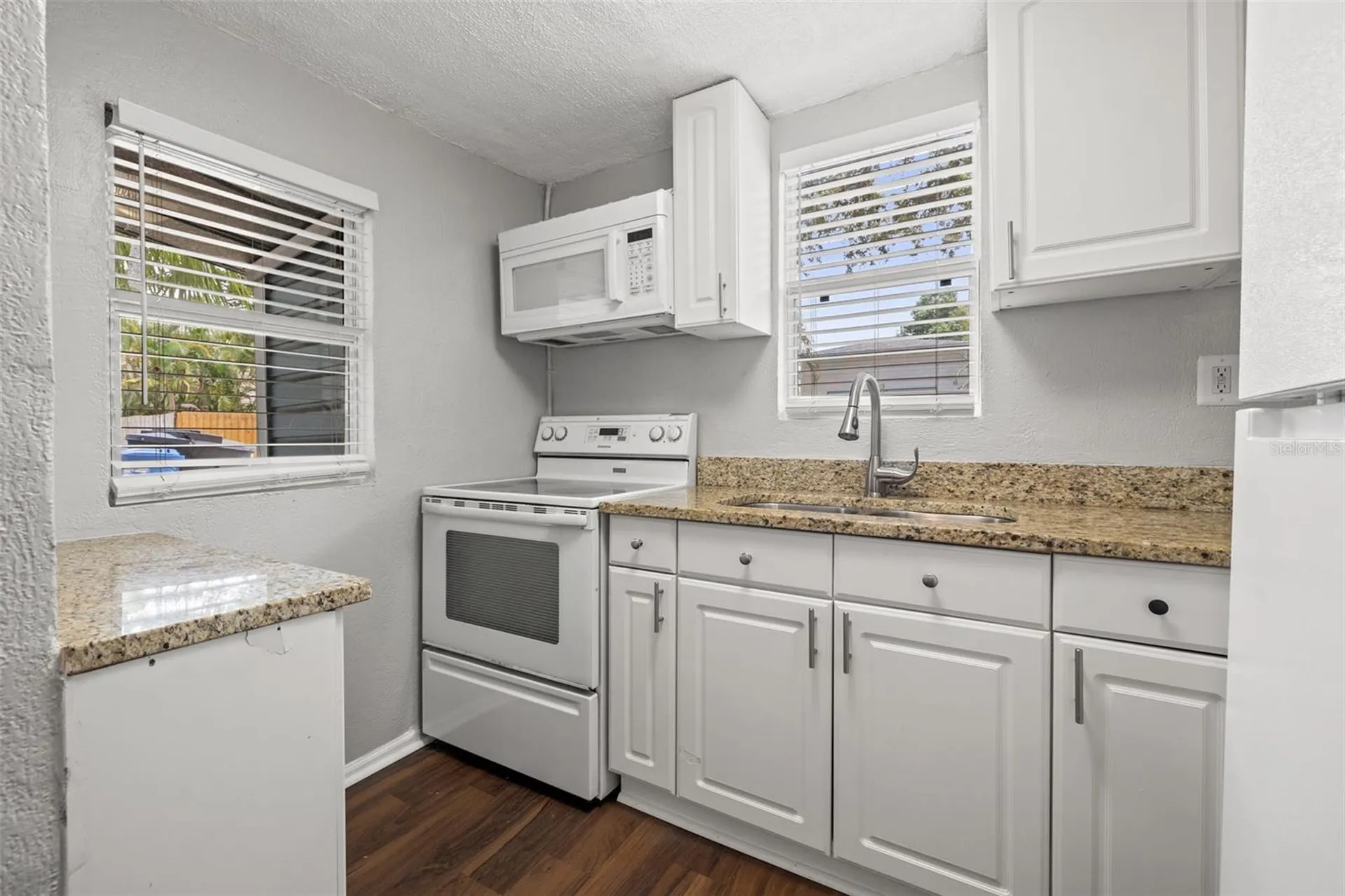 1040 19th Avenue N St Petersburg FL 33704