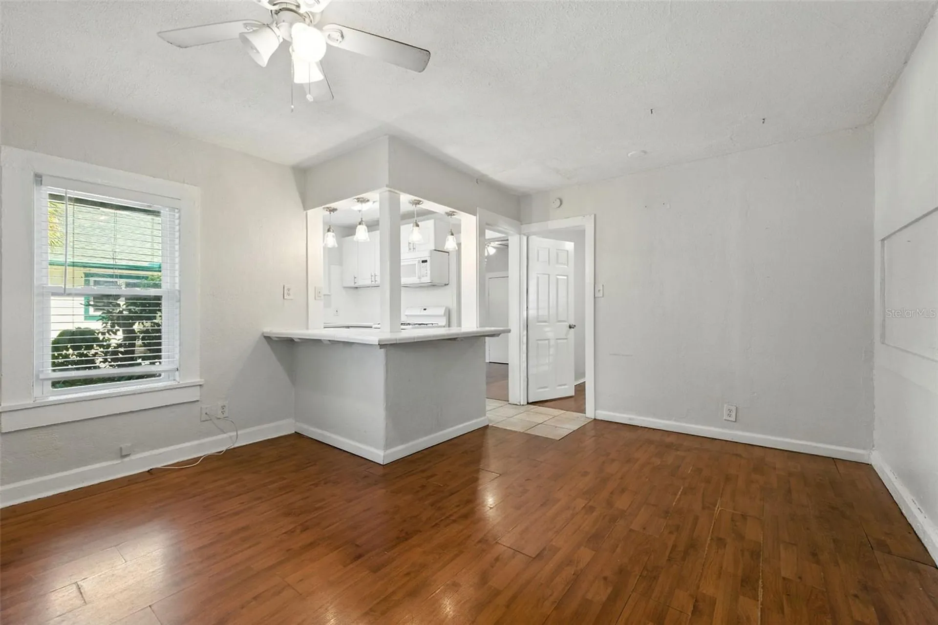 1040 19th Avenue N St Petersburg FL 33704