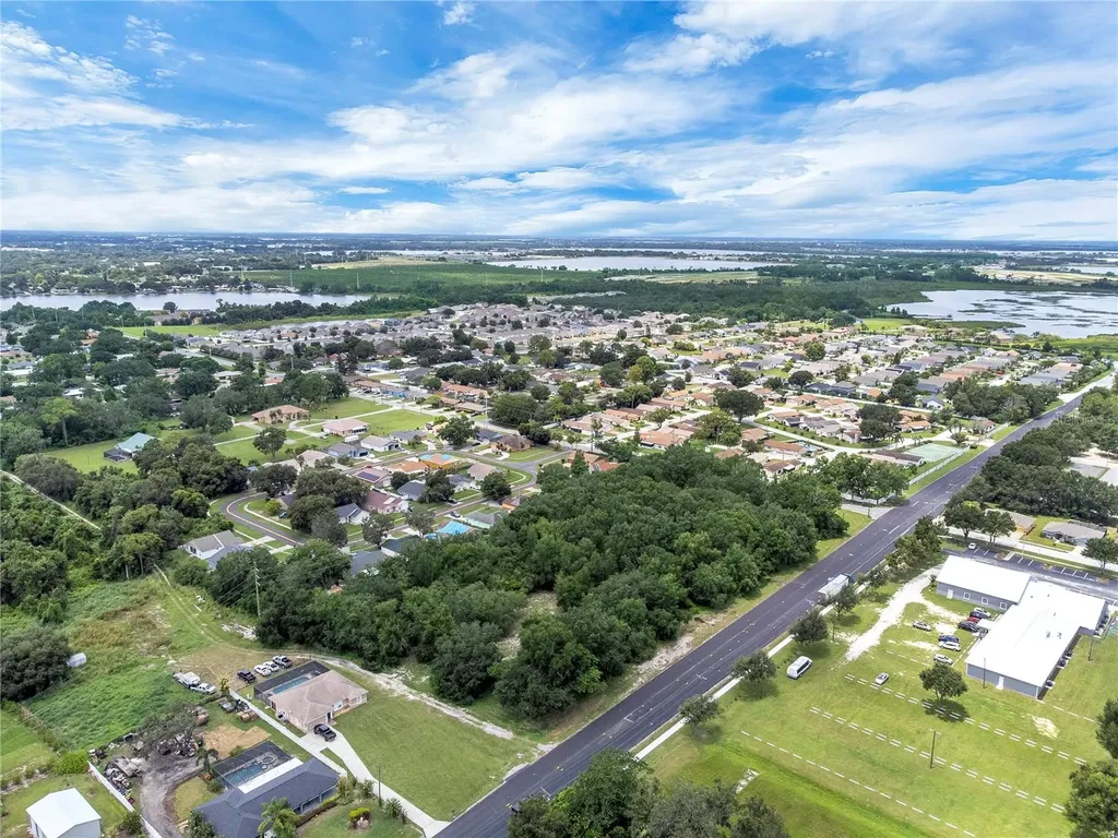 2400 Buckeye Road NE Winter Haven FL 33881