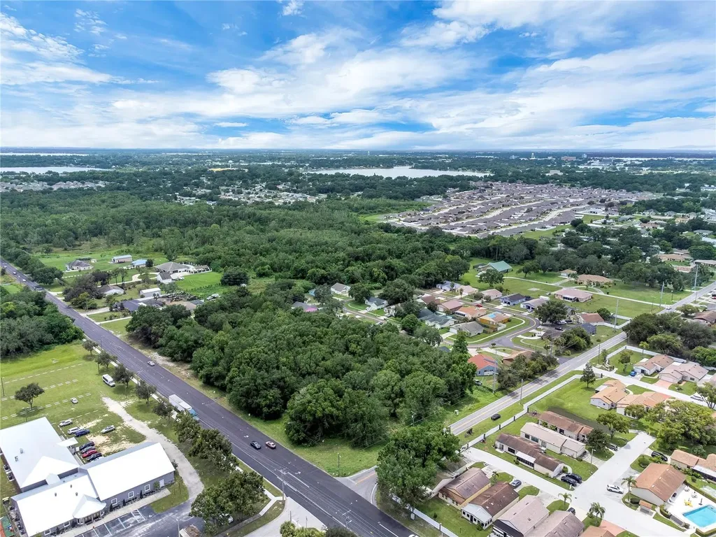 2400 Buckeye Road NE Winter Haven FL 33881