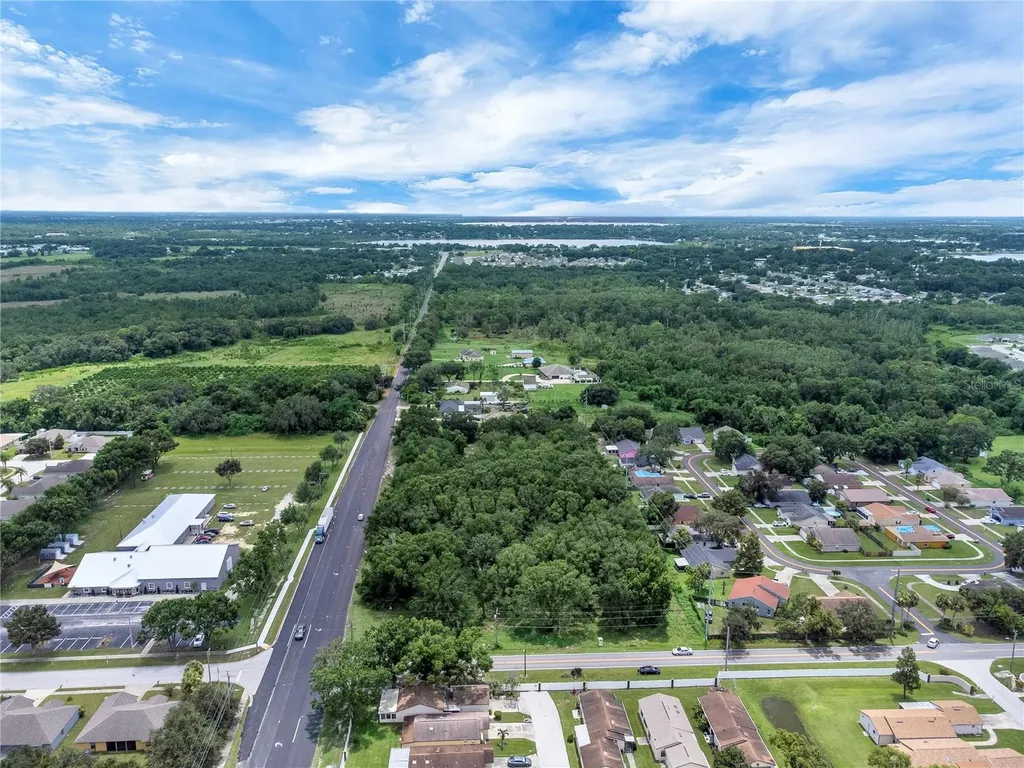 2400 Buckeye Road NE Winter Haven FL 33881