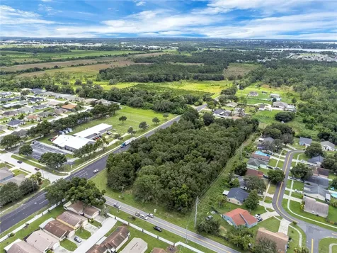 2400 Buckeye Road NE Winter Haven FL 33881