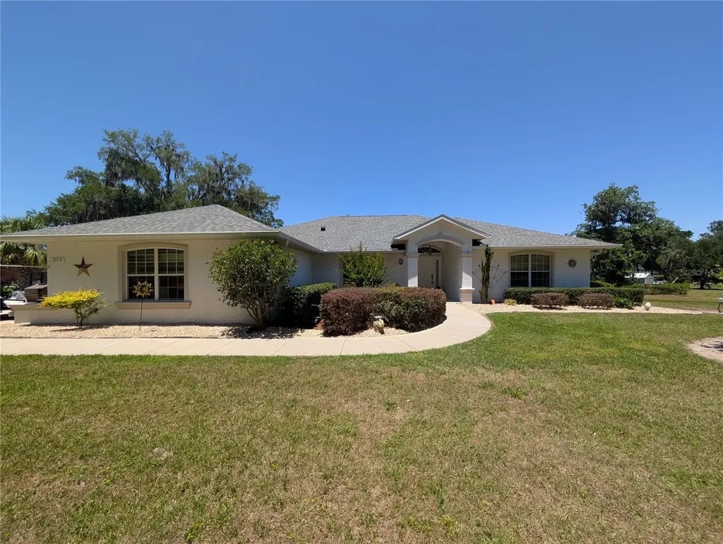 999 NE 120 Place Ocala FL 34479