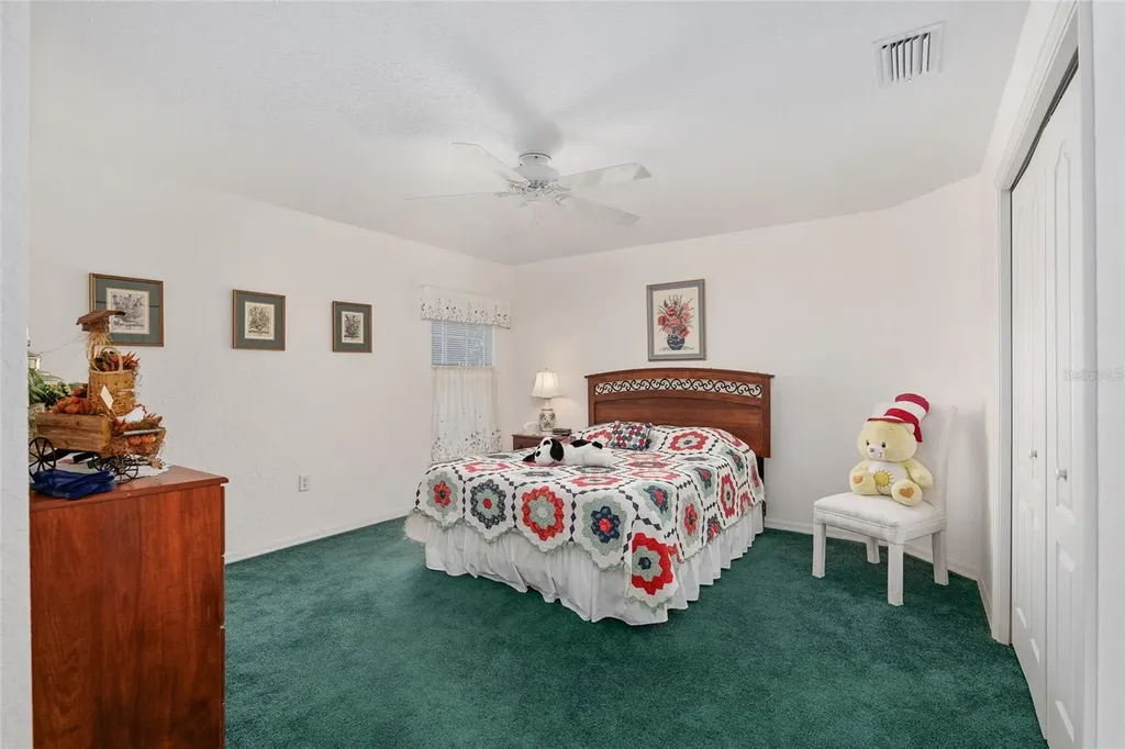 999 NE 120 Place Ocala FL 34479
