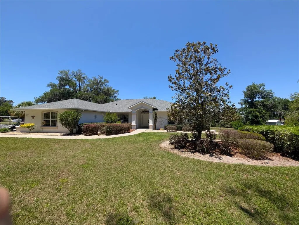 999 NE 120 Place Ocala FL 34479