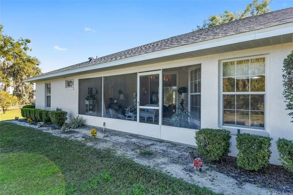 999 NE 120 Place Ocala FL 34479