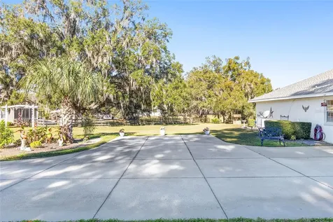 999 NE 120 Place Ocala FL 34479