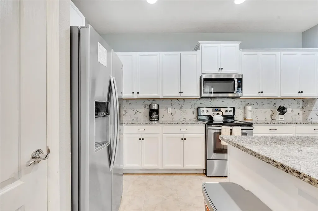 8827 Geneve Court Kissimmee FL 34747