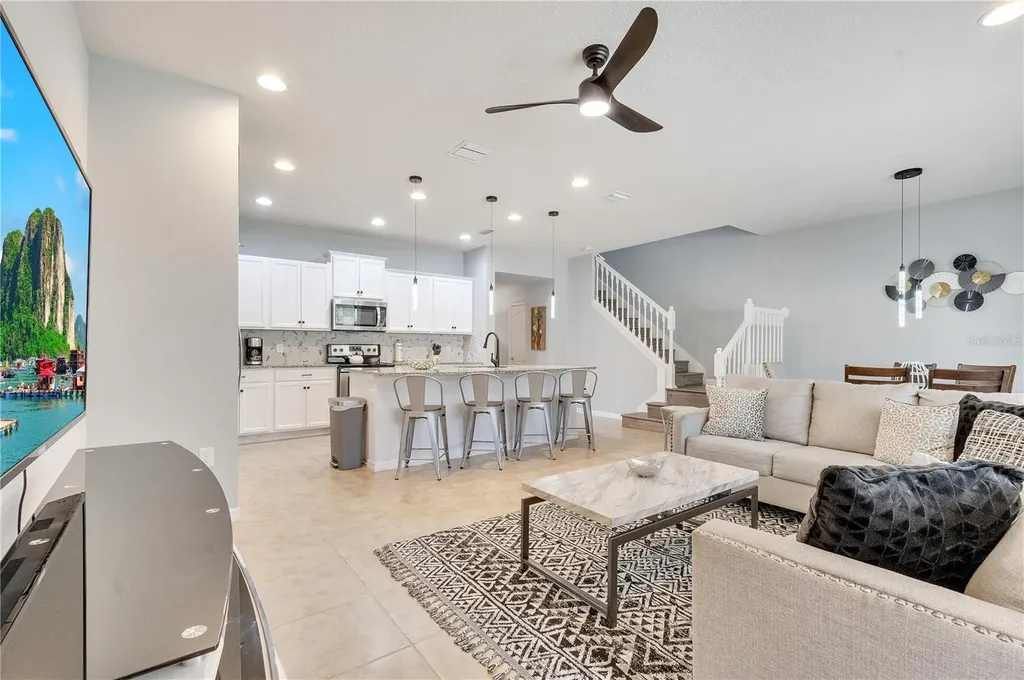 8827 Geneve Court Kissimmee FL 34747
