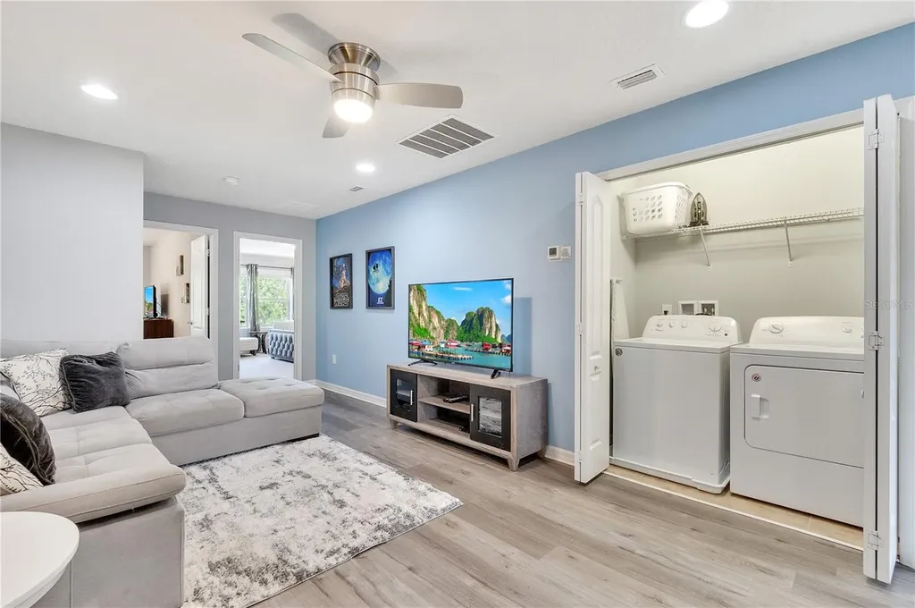 8827 Geneve Court Kissimmee FL 34747