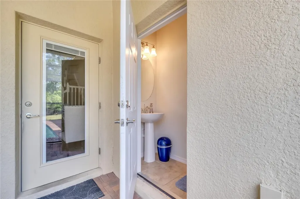 8827 Geneve Court Kissimmee FL 34747