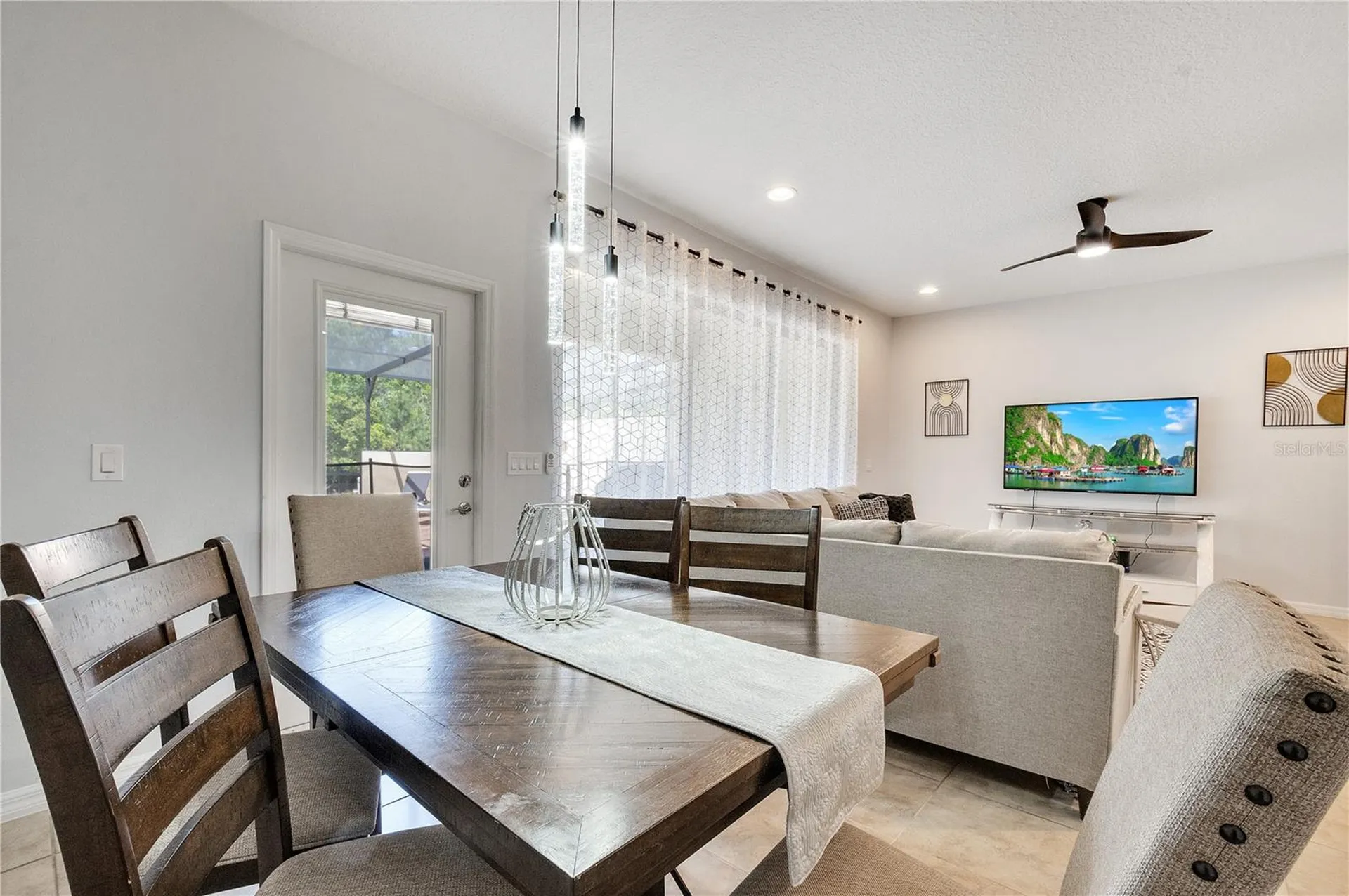 8827 Geneve Court Kissimmee FL 34747