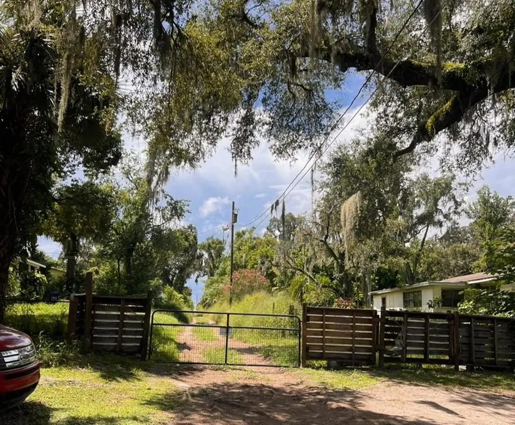 1122 Darity Street Apopka FL 32703