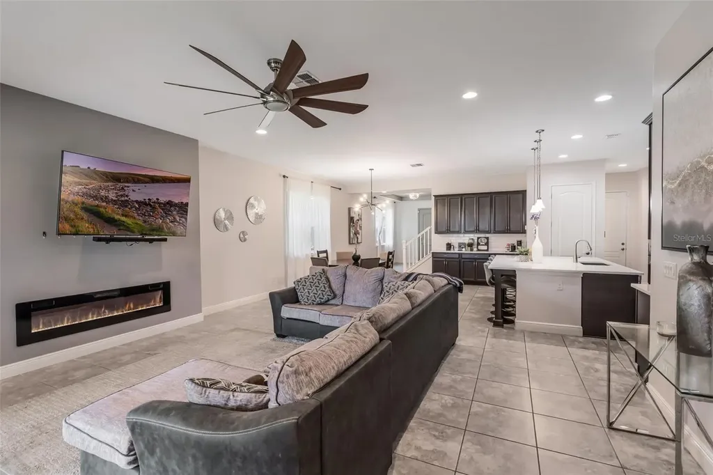 13109 Stanthorne Avenue Orlando FL 32832