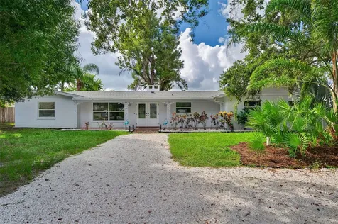 4422 N Lake Drive Sarasota FL 34232