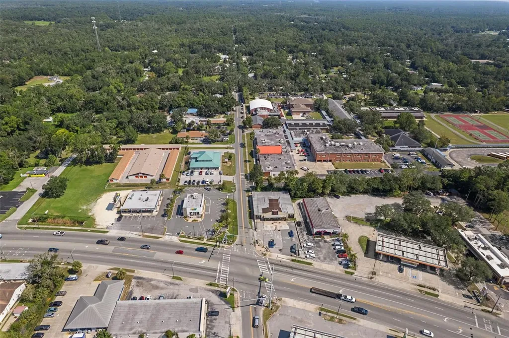 669 NE Us Highway 19 Crystal River FL 34429