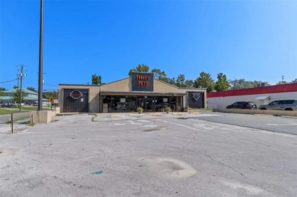 669 NE Us Highway 19 Crystal River FL 34429