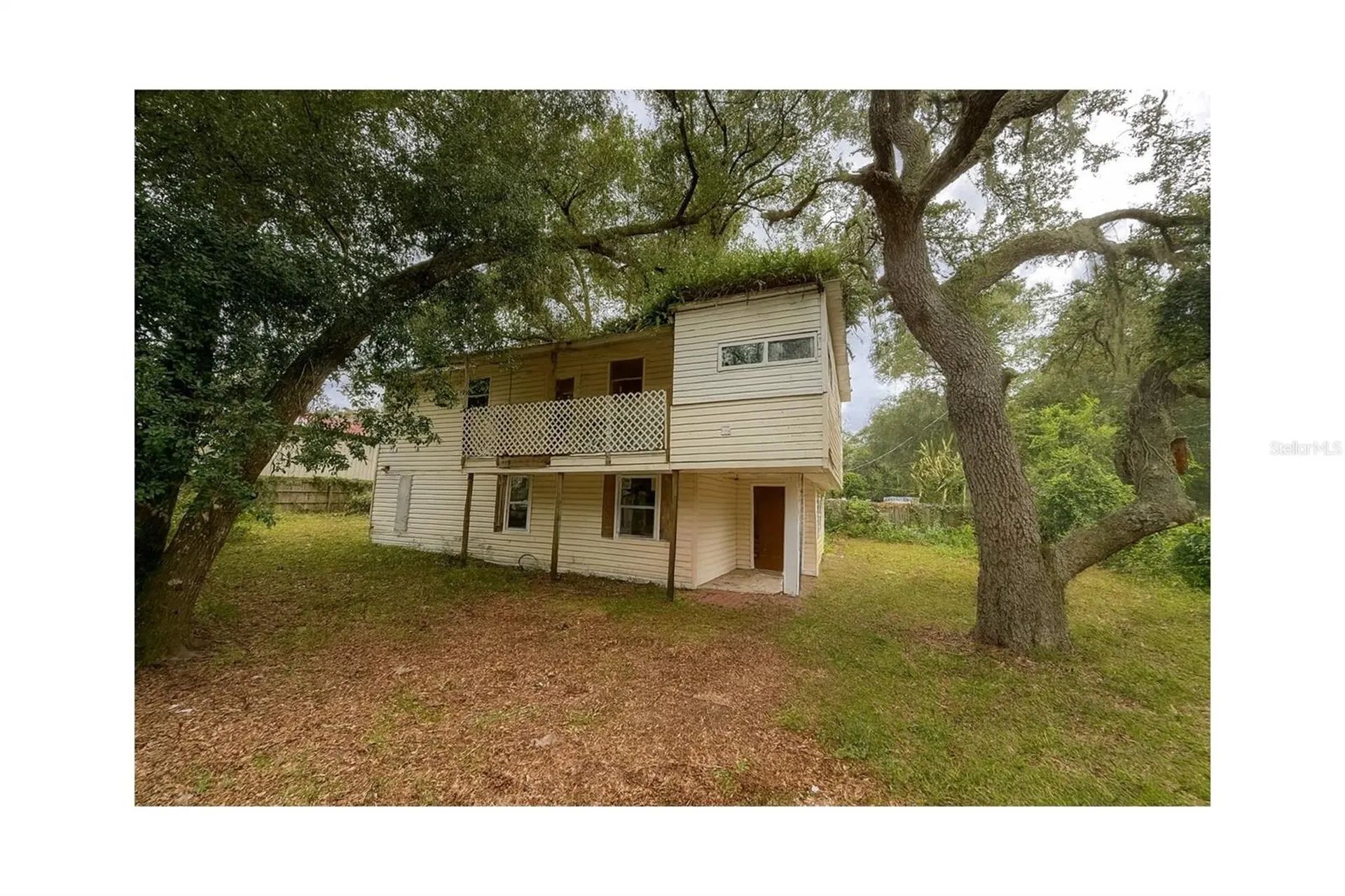 20850 SE 156th Place Umatilla FL 32784
