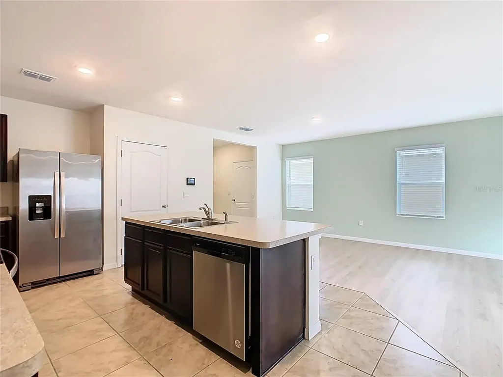 1800 Post Oak Drive Davenport FL 33837