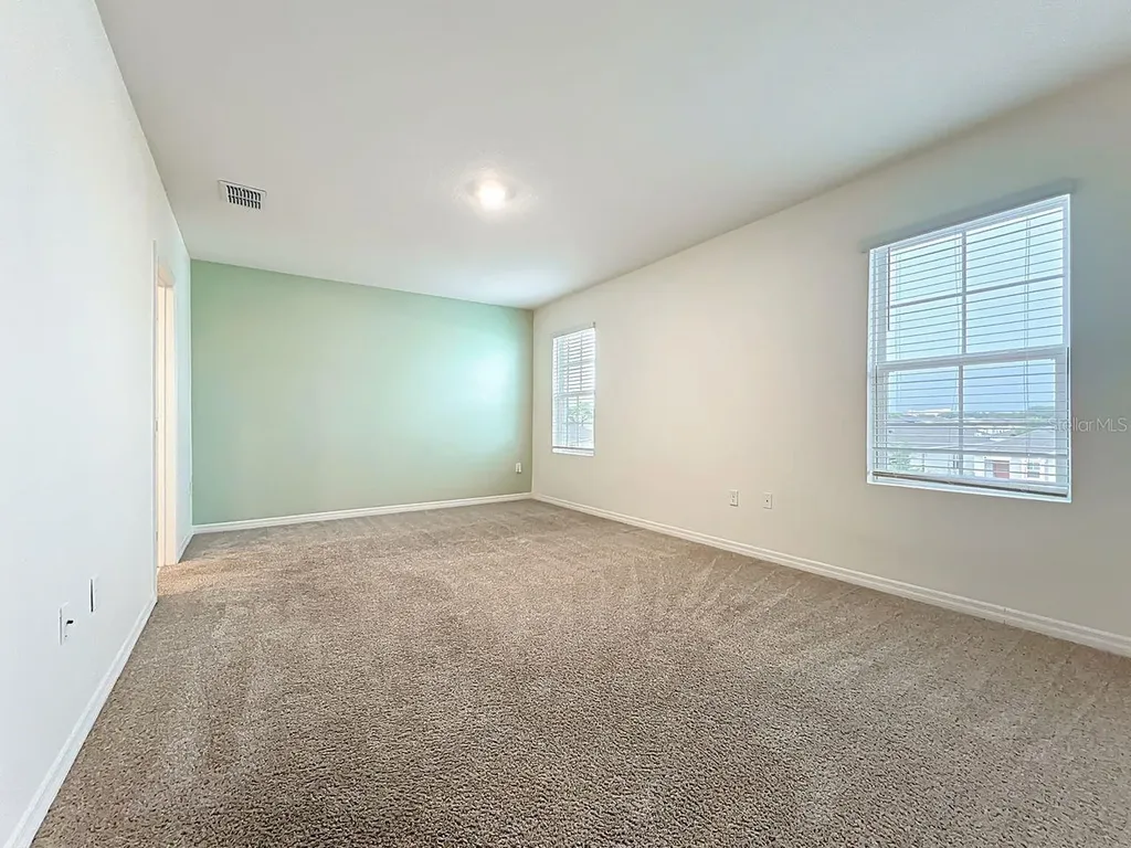 1800 Post Oak Drive Davenport FL 33837