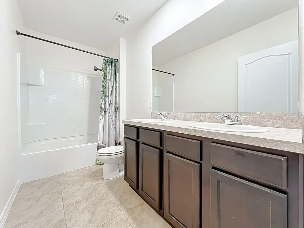1800 Post Oak Drive Davenport FL 33837