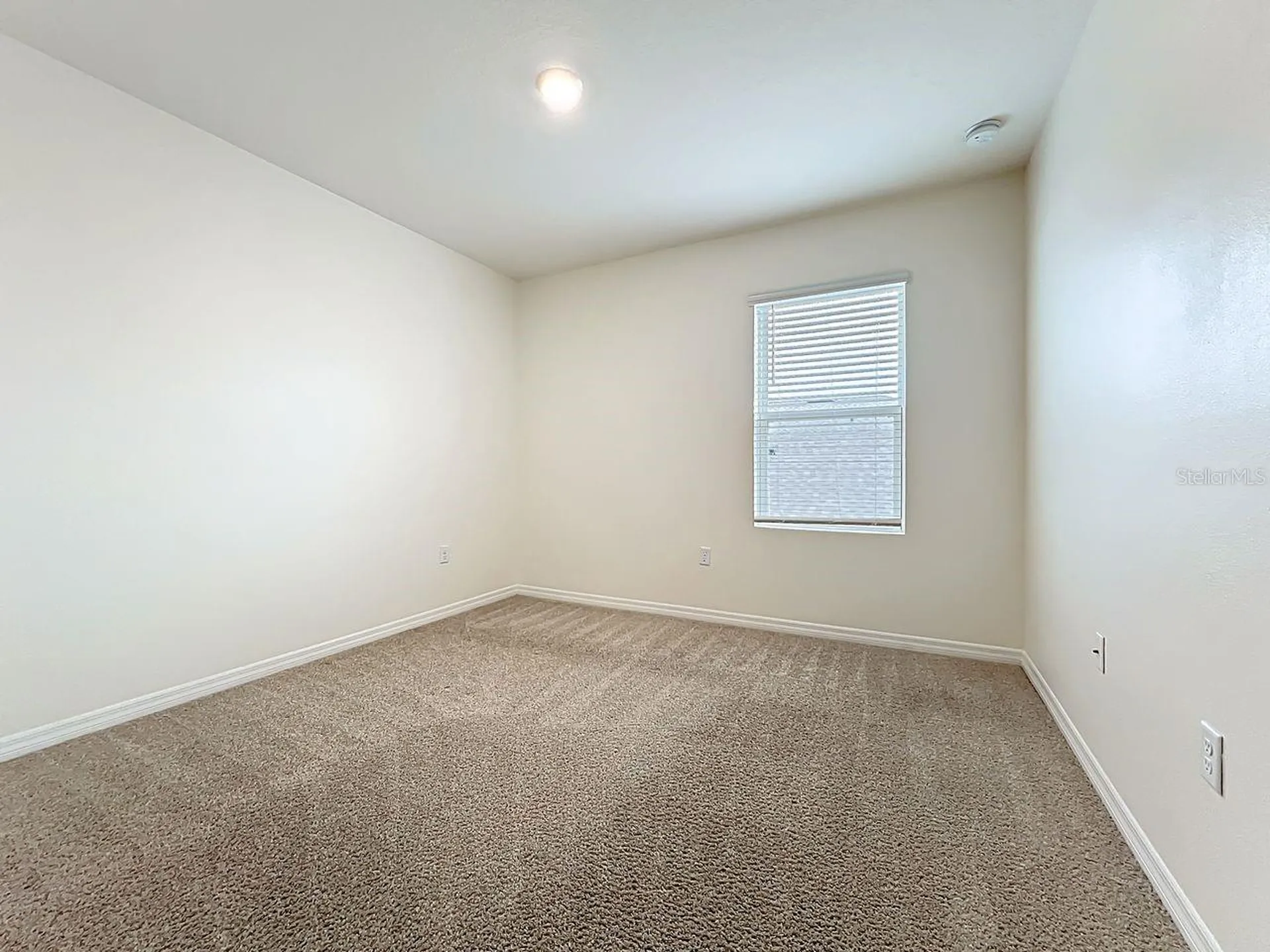1800 Post Oak Drive Davenport FL 33837