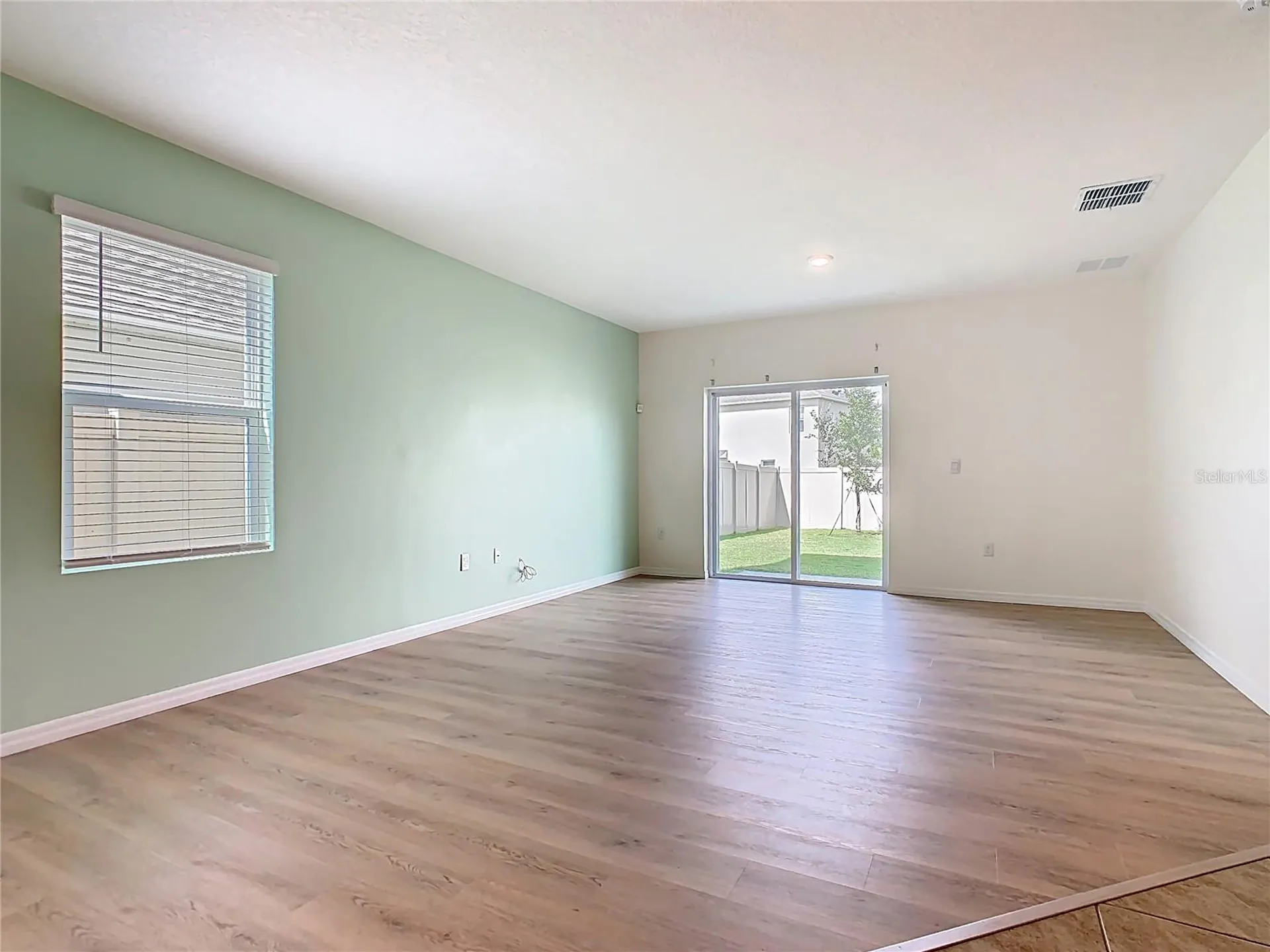 1800 Post Oak Drive Davenport FL 33837