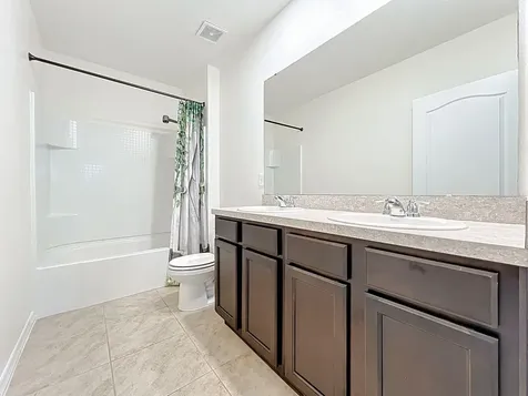 1800 Post Oak Drive Davenport FL 33837