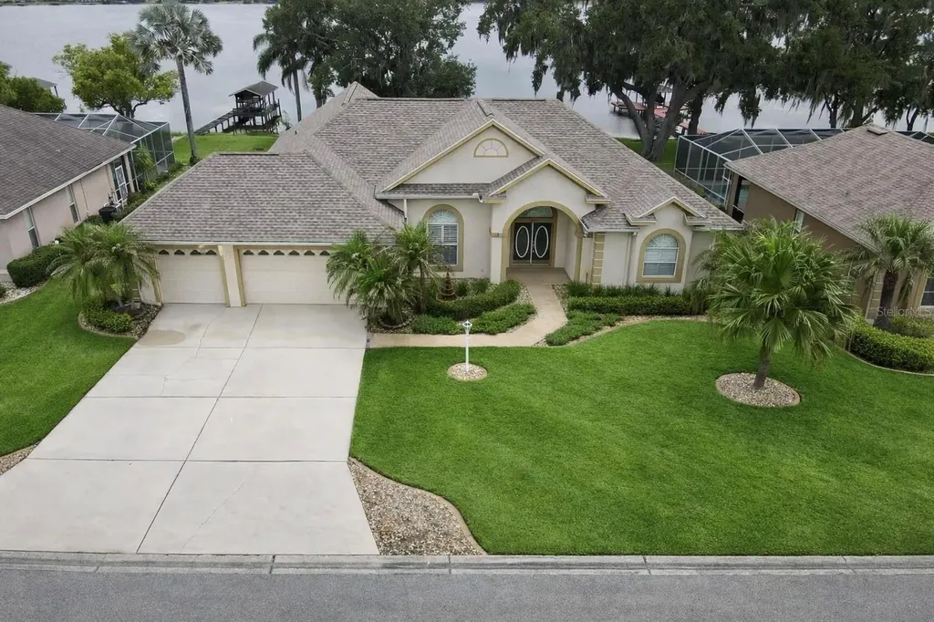 226 Ruby Lake Lane Winter Haven FL 33884