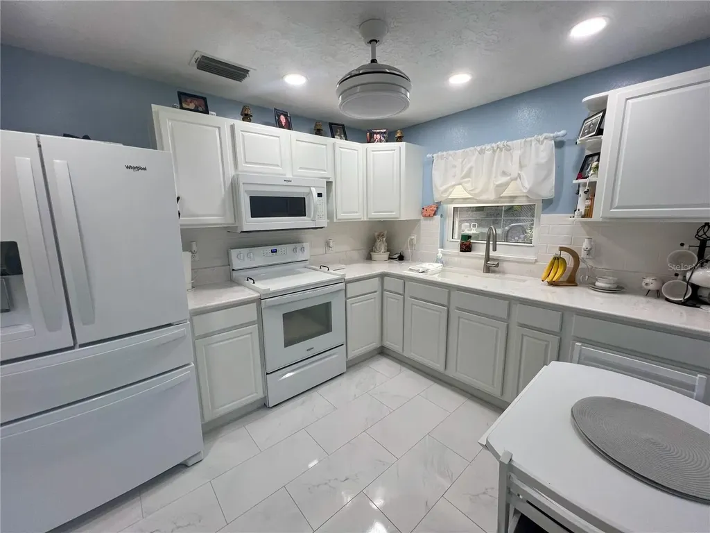 13332 SE 40th Avenue Belleview FL 34420