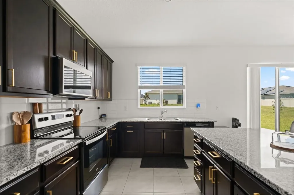 9035 Norley Court Davenport FL 33896