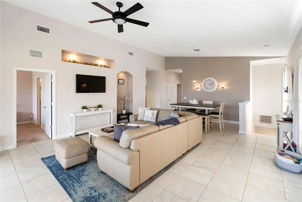 6616 7th Avenue Circle W Bradenton FL 34209