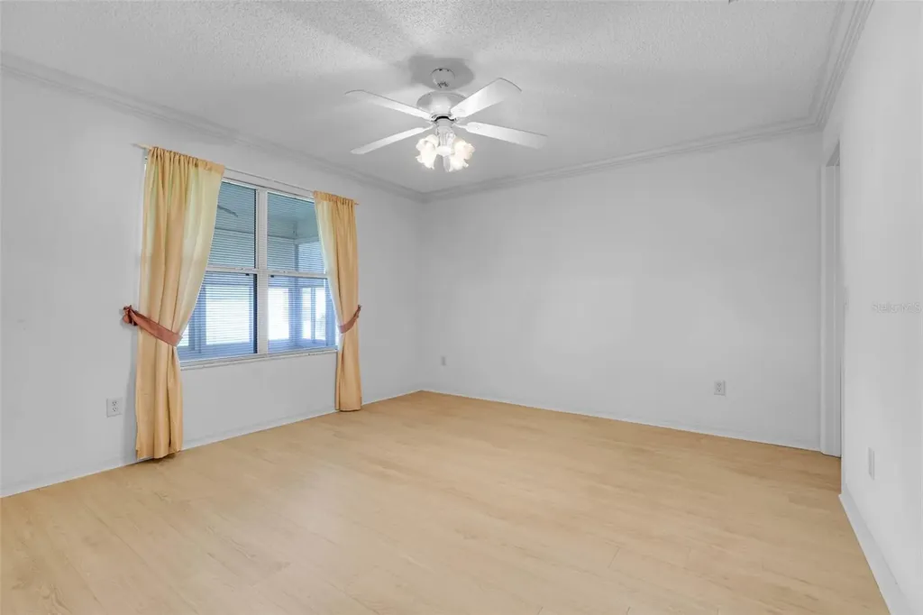 870 Henderson Lane The Villages FL 32162