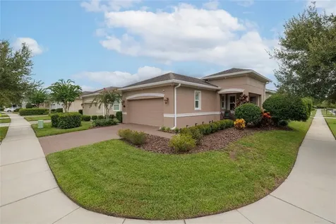 1675 Victoria Gardens Drive Deland FL 32724