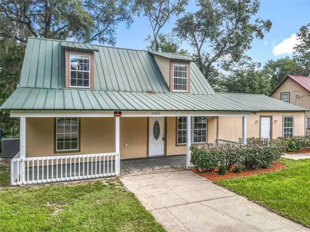 20845 SE 157th Street Umatilla FL 32784
