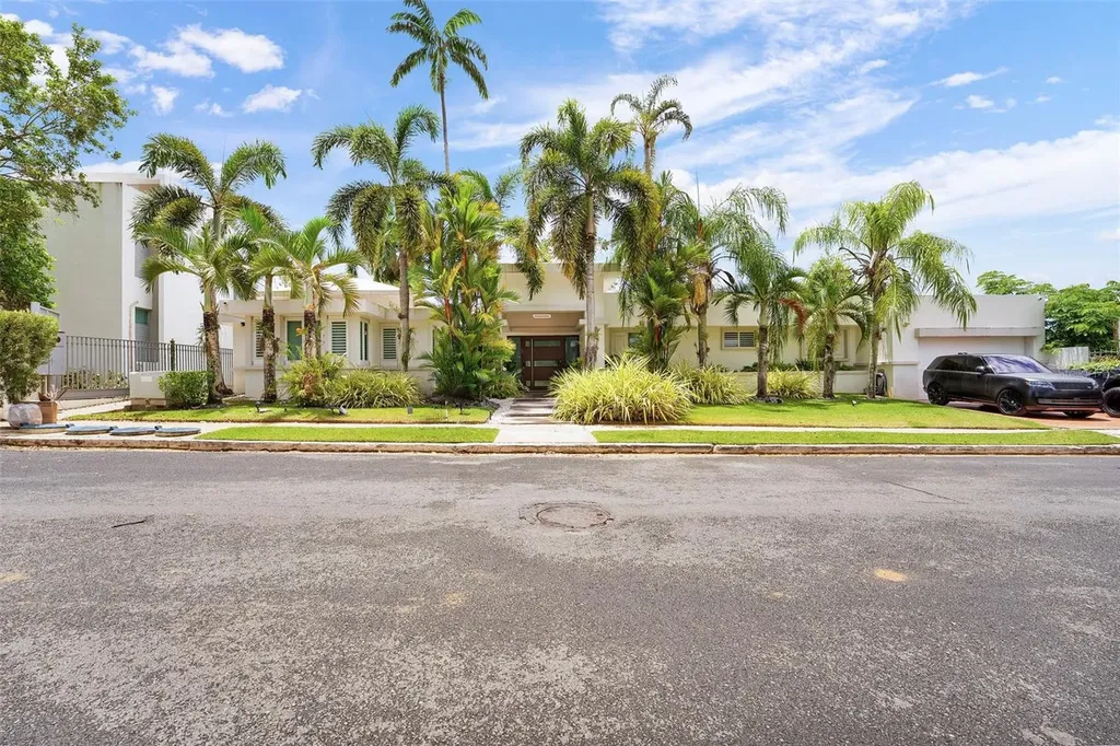 154 Calle Violeta San Juan PR 00927