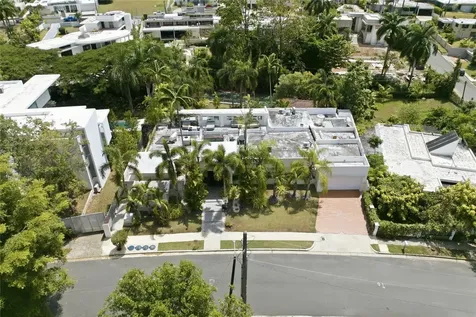 154 Calle Violeta San Juan PR 00927