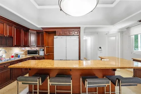 154 Calle Violeta San Juan PR 00927