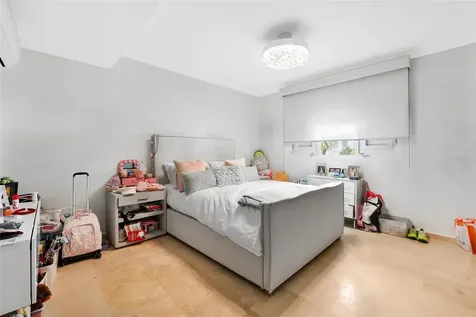 154 Calle Violeta San Juan PR 00927