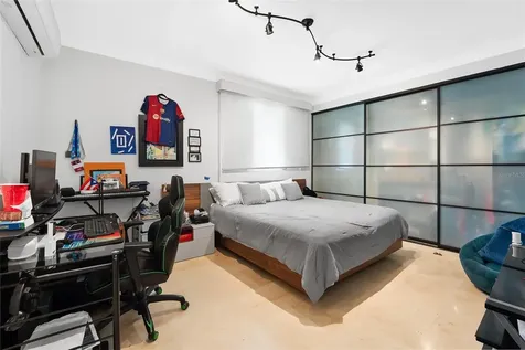 154 Calle Violeta San Juan PR 00927