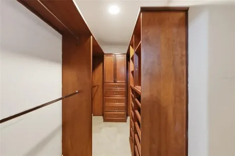 154 Calle Violeta San Juan PR 00927