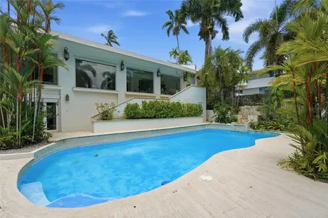 154 Calle Violeta San Juan PR 00927