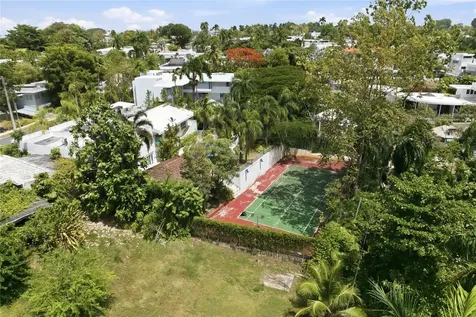 154 Calle Violeta San Juan PR 00927