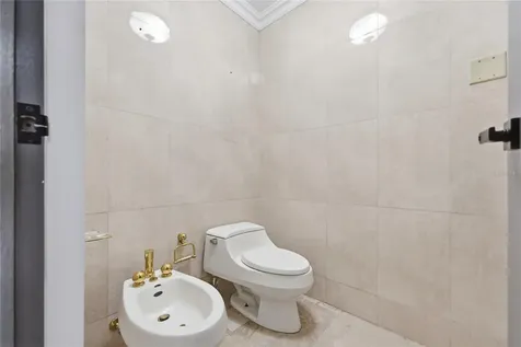 154 Calle Violeta San Juan PR 00927