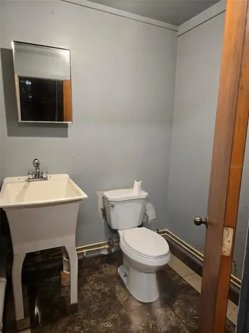 2015 N Washington Boulevard Sarasota FL 34234