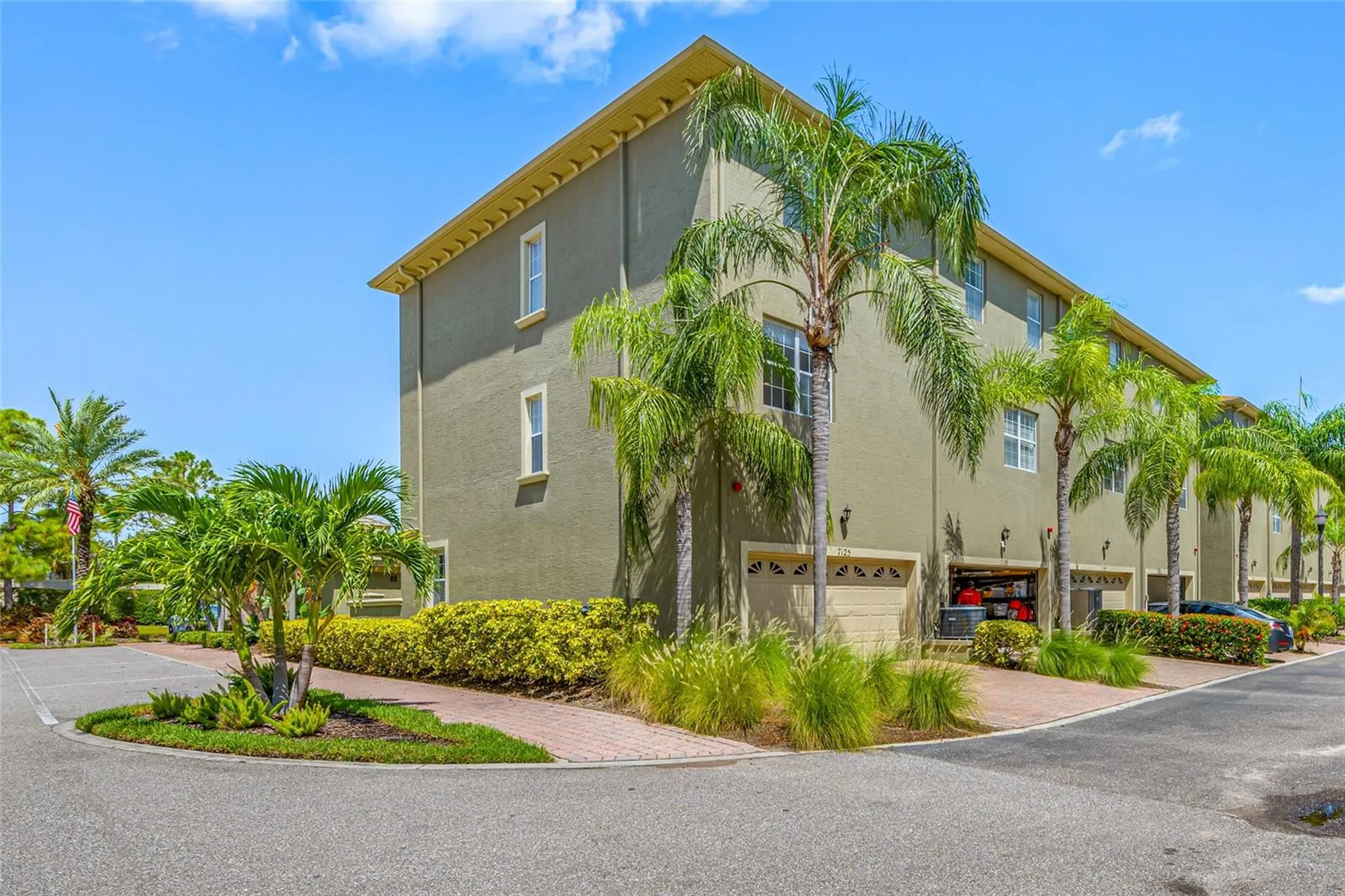 7125 102nd Lane Seminole FL 33772