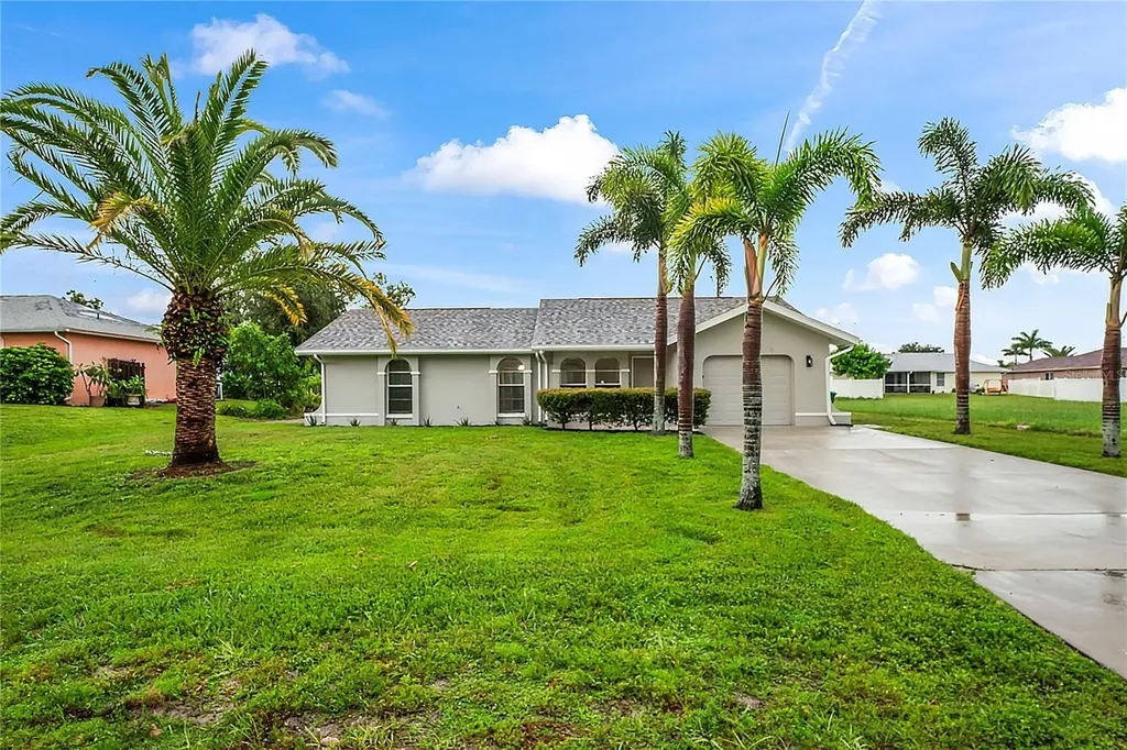 711 SW 11th Avenue Cape Coral FL 33991
