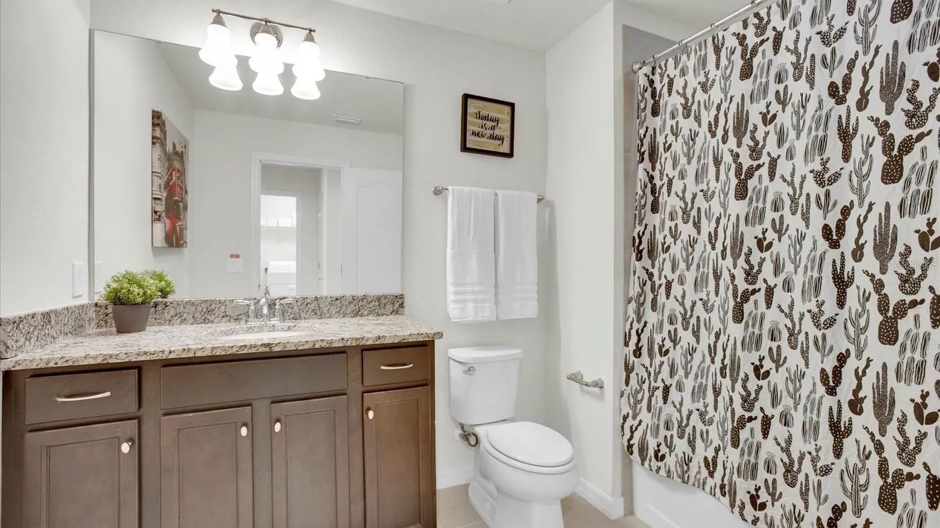 2462 Dubai Street Kissimmee FL 34747